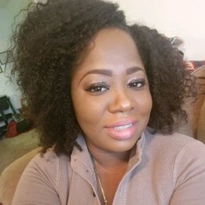 Meet your Posher, Camille